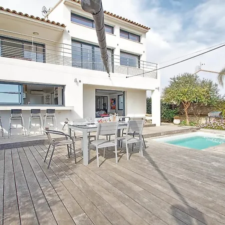 Seafront 4 Bedroom With Pool - Dodo Et Tartine Вилла Йер