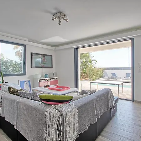 Вилла Seafront 4 Bedroom With Pool - Dodo Et Tartine *