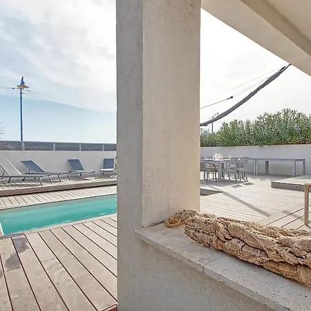 Seafront 4 Bedroom With Pool - Dodo Et Tartine * Йер