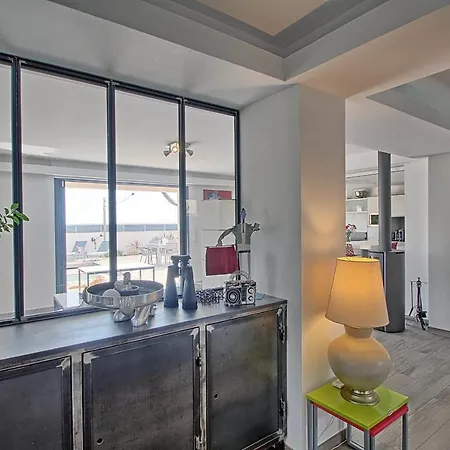 Seafront 4 Bedroom With Pool - Dodo Et Tartine Вилла Йер