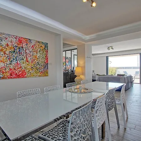 Вилла Seafront 4 Bedroom With Pool - Dodo Et Tartine Йер