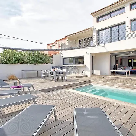 Вилла Seafront 4 Bedroom With Pool - Dodo Et Tartine *